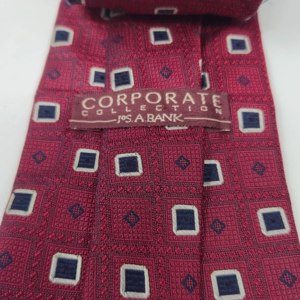 Jos. A. Bank Red/Navy Geometric‎ 100% Silk Tie